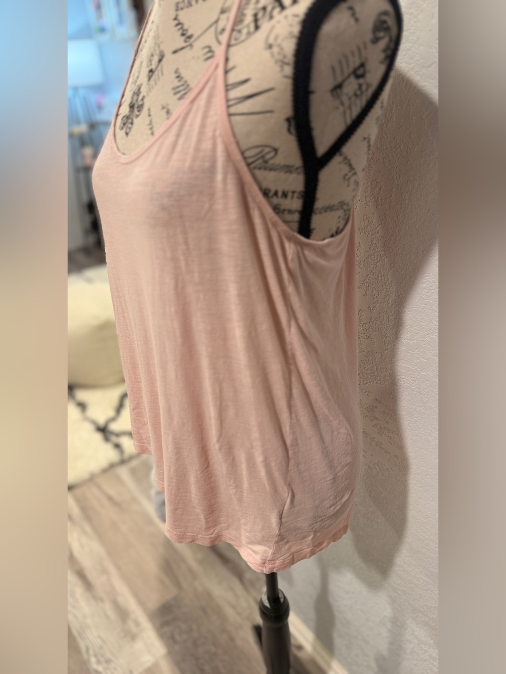 H&M Women’s Large Blush Pink Flowy Cami Tank Top | Lightweight Spaghetti Strap - Picture 3 of 7